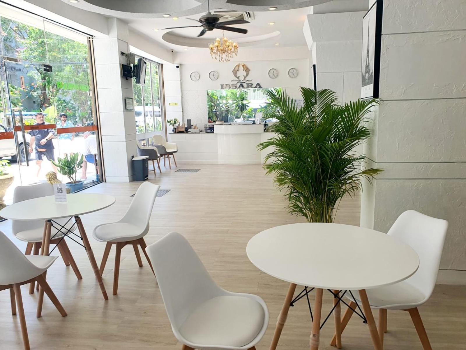 Issara Patong Beach ภายนอก รูปภาพ