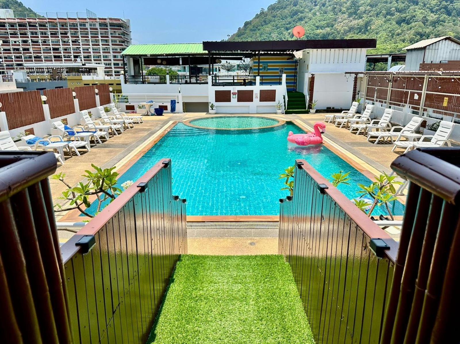 Issara Patong Beach ภายนอก รูปภาพ