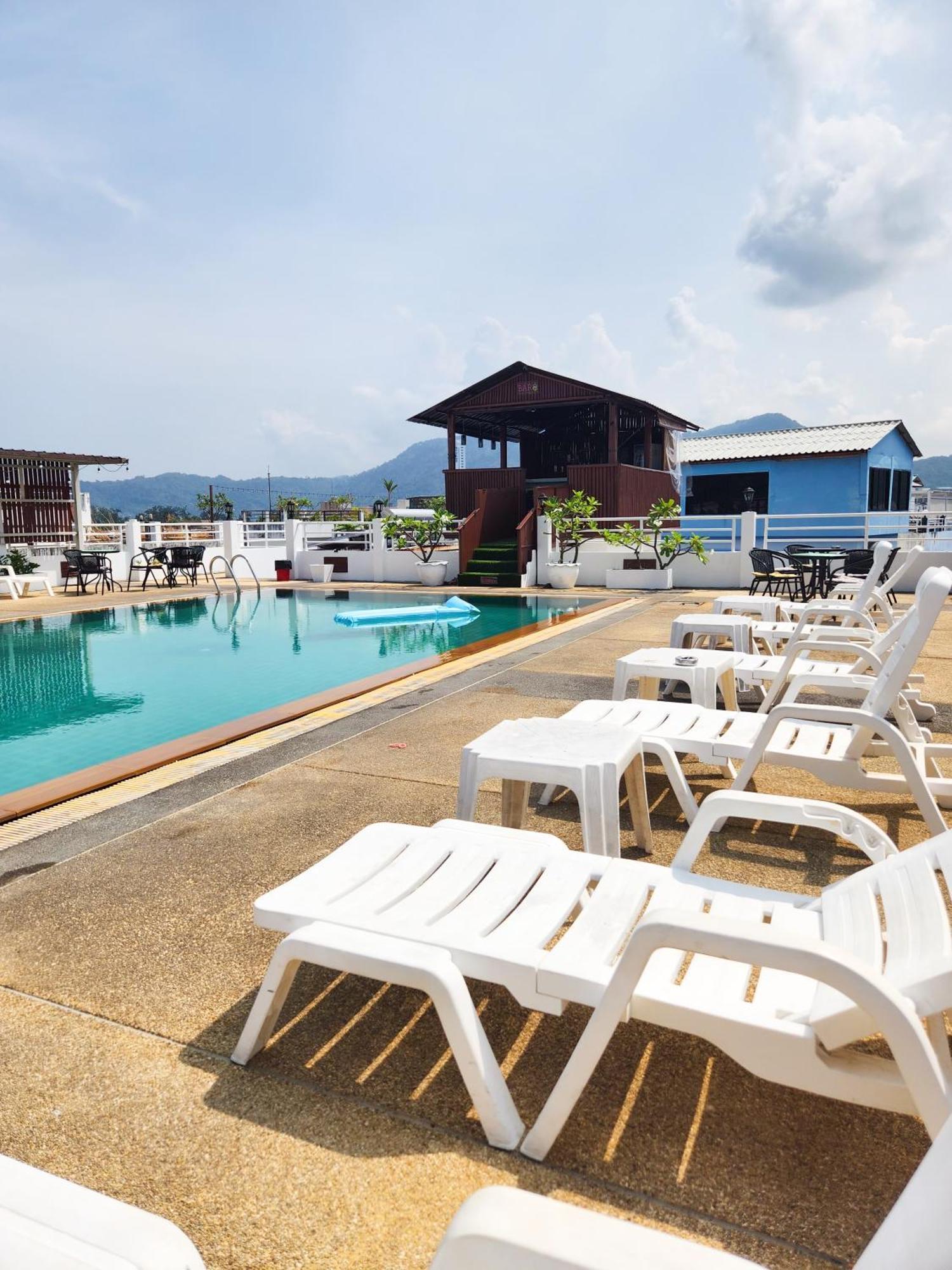 Issara Patong Beach ภายนอก รูปภาพ